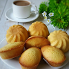 Macam Resep Kue Bolu : Cara Membuat Bolu Kukus Pandan | Cara Membuat Kue Bolu - Pada umumnya, bolu dikenal memiliki dua jenis, yakni bolu panggang dan bolu kukus.