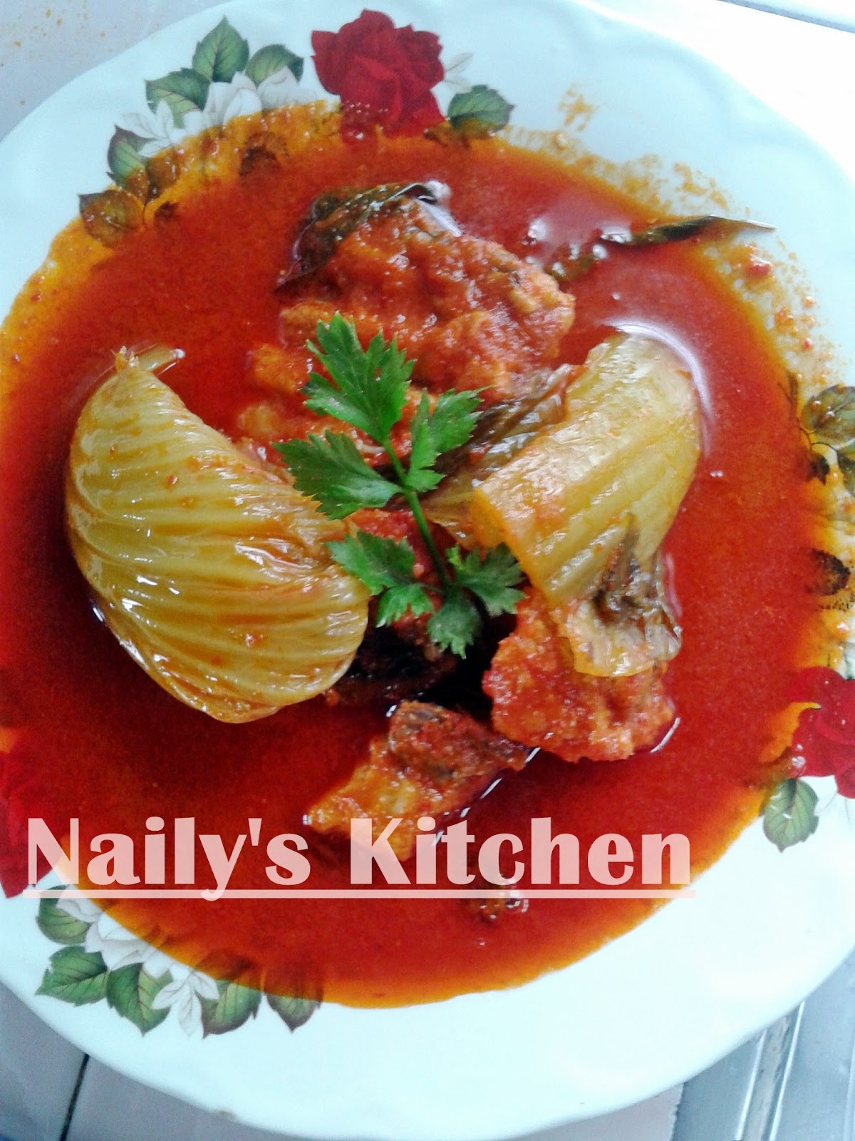 NAILY'S KITCHEN: RESEPI : ASAM PEDAS IKAN MAYONG BERSAMA 