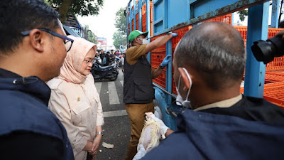 Wina Sariningsih Monitoring Kesehatan Ternak dari Luar Kota Bandung