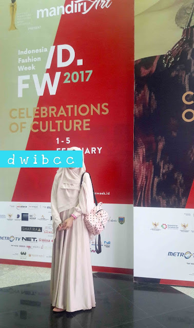 Indonesia Fashion Week 2017 