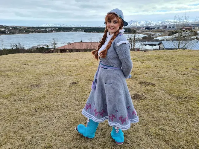 Crochet Cosplay: Princess Anna from Olaf's Frozen Adventure