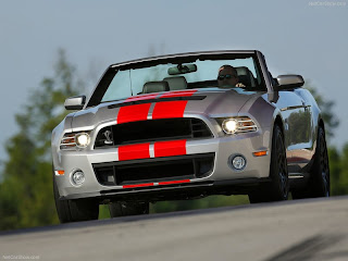 Ford Mustang Shelby GT500 2013