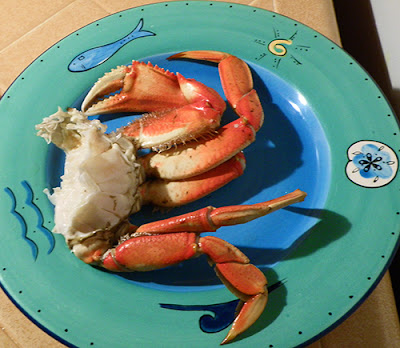 Half crab on plate, ready to eat