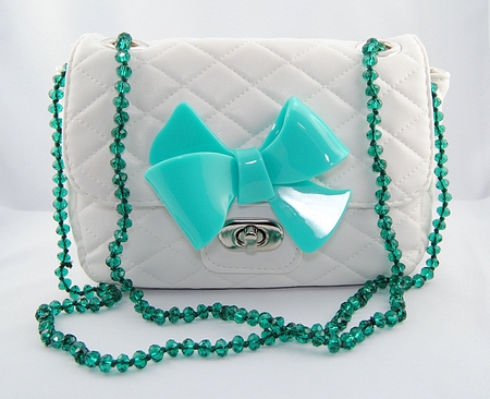 sweet papillon milano, guendalina tavassi, veronica cattaneo, amanda marzolini, fashion blogger, italian fashion blogger, perspex, bag, bow, fiocchi, bijoux in plastica colorata, pet jewels, style blog, outfit blog, 