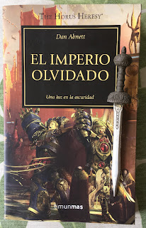 Portada del libro El imperio olvidado, de Dan Abnett