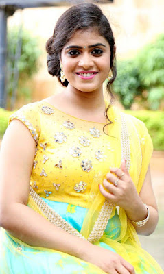 Model-Samatha-Cute-Stills-At-Hi-Life-Exhibition-Launch