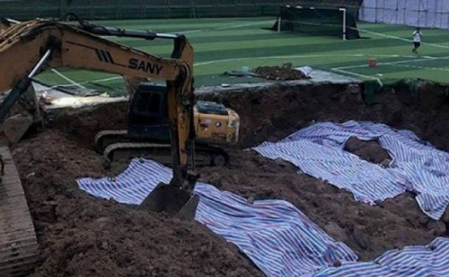 Belasan Tahun Menghilang, Jasad Guru Ini Ditemukan Terkubur Dibawah Lapangan Sekolah