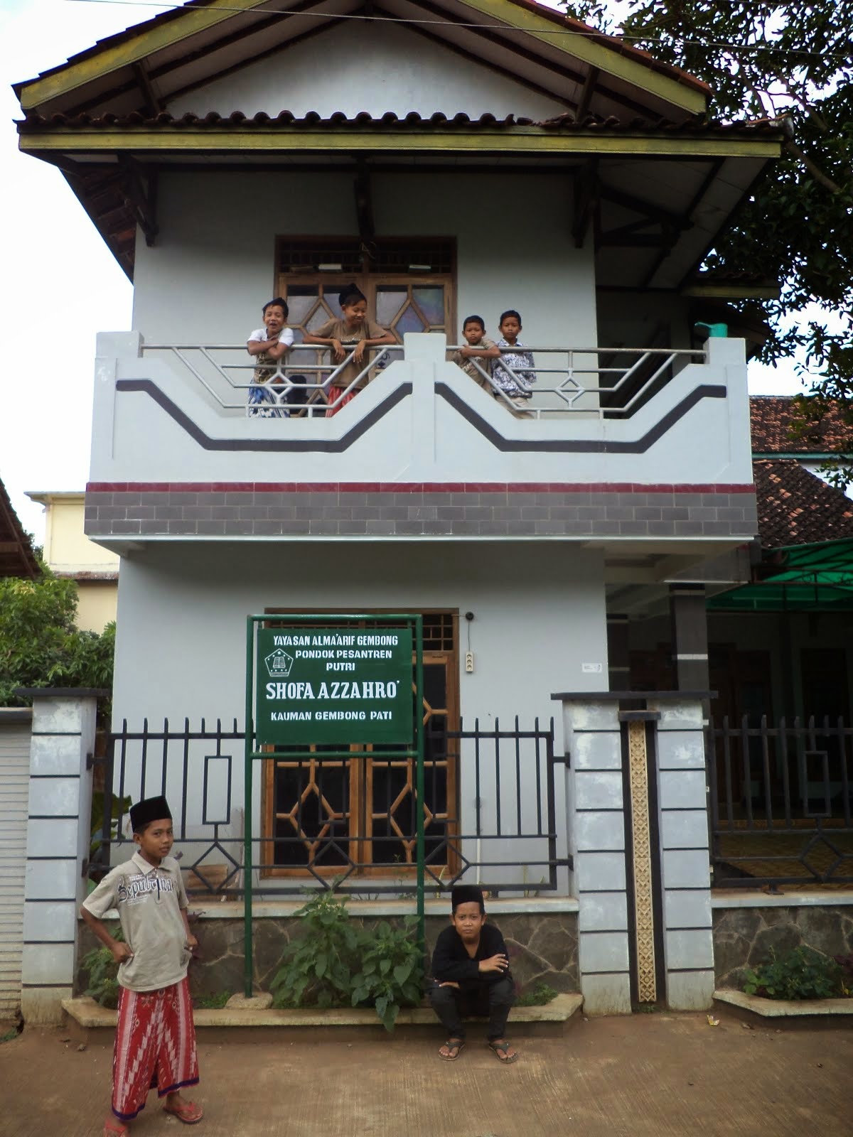PONDOK PESANTREN SHOFA AZZAHRO