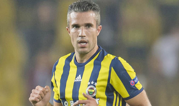 Robin Van Persie Tolak Bermain di Indonesia