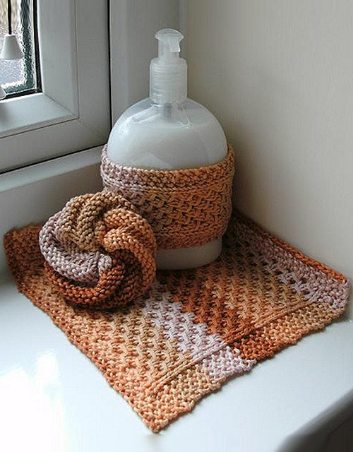 Lace Mesh Wash Cloth/Dish Cloth - Free Pattern 