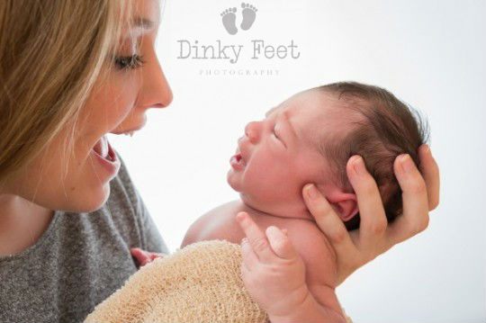 Newborn photo shoot by Dinkyfeet Photographer