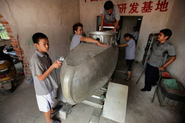 Handmade Chinese Submarine