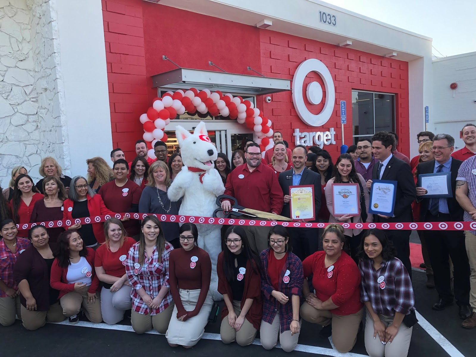 Magnolia Park Welcomes Target Burbank West!