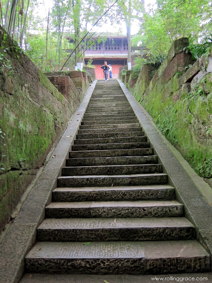 what to see in leshan