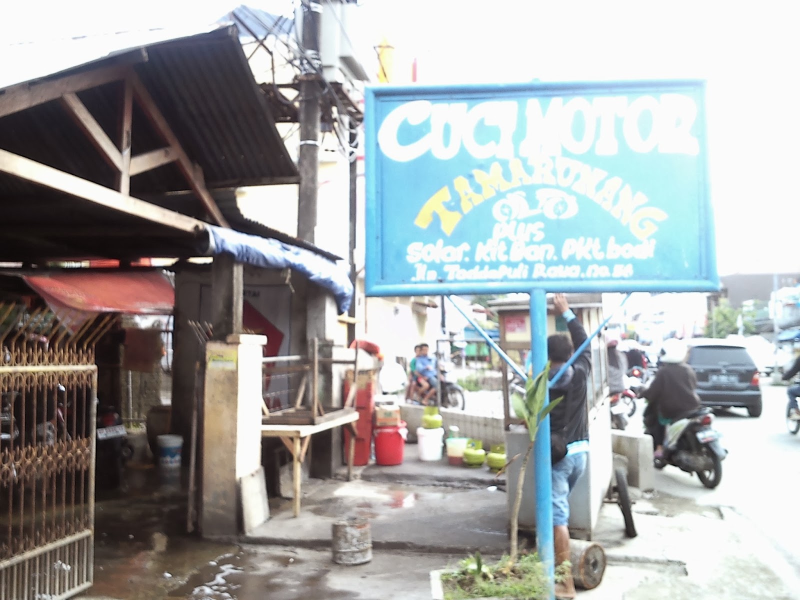Usaha Cuci Motor di Kota Makassar