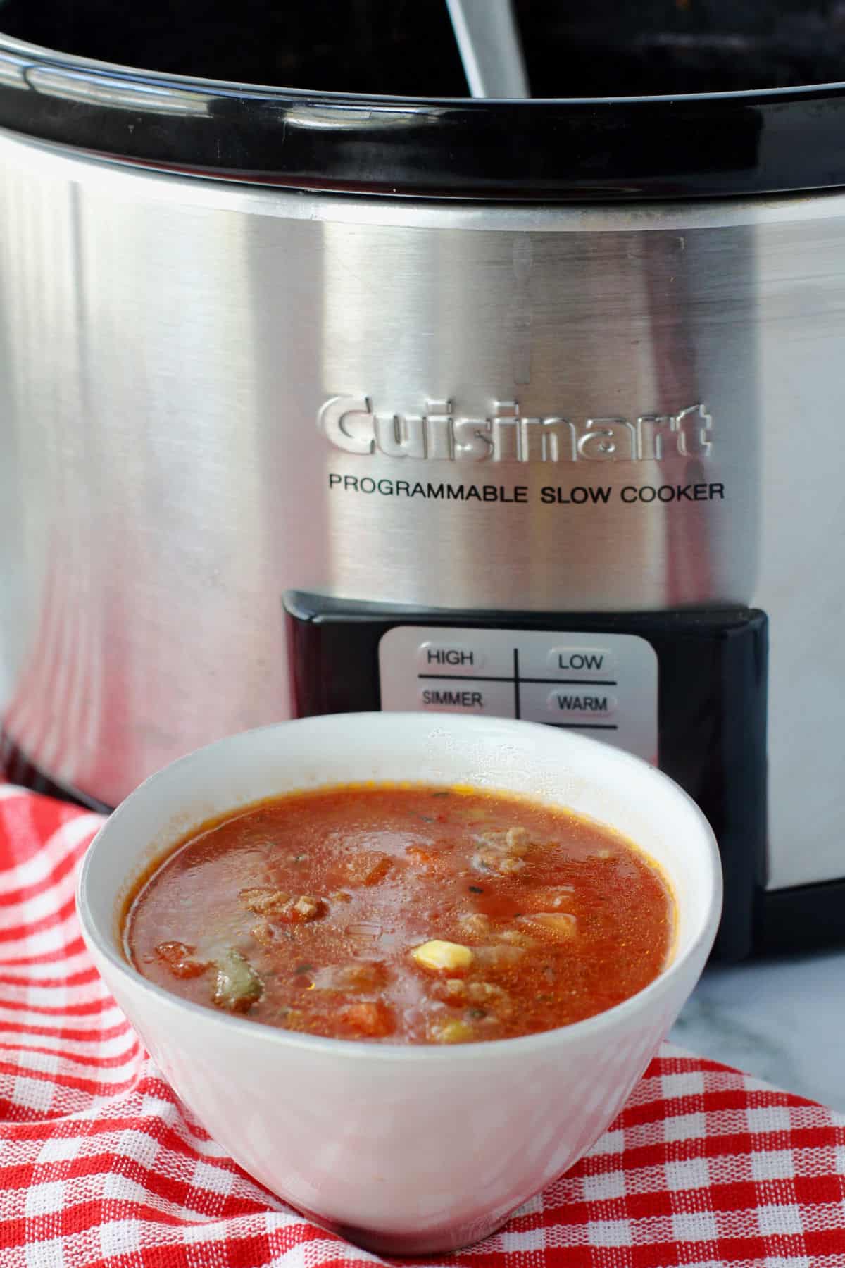 Easy Slow Cooker Beef and Vegetable Soup with a Cuisinart Slow Cooker.