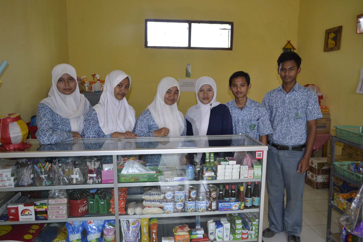  Koperasi  Sekolah  MAN Cilamaya Madrasah Aliyah Negeri 