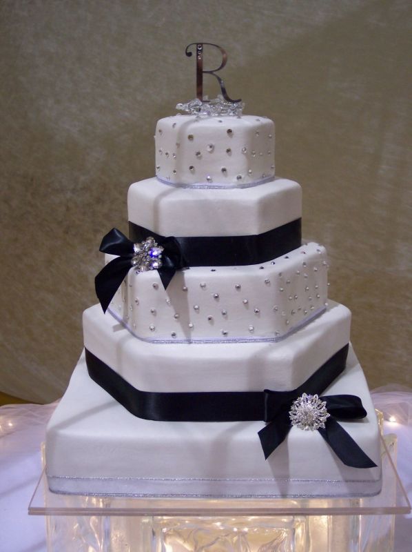 This one is all about the bling yet the smooth fondant gives it the 