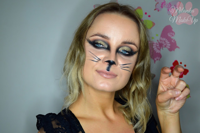 Catwoman halloween make-up