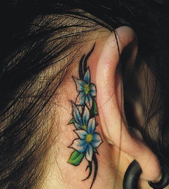  Small Tattoos for Girls That Will Stay Beautiful Through the Years