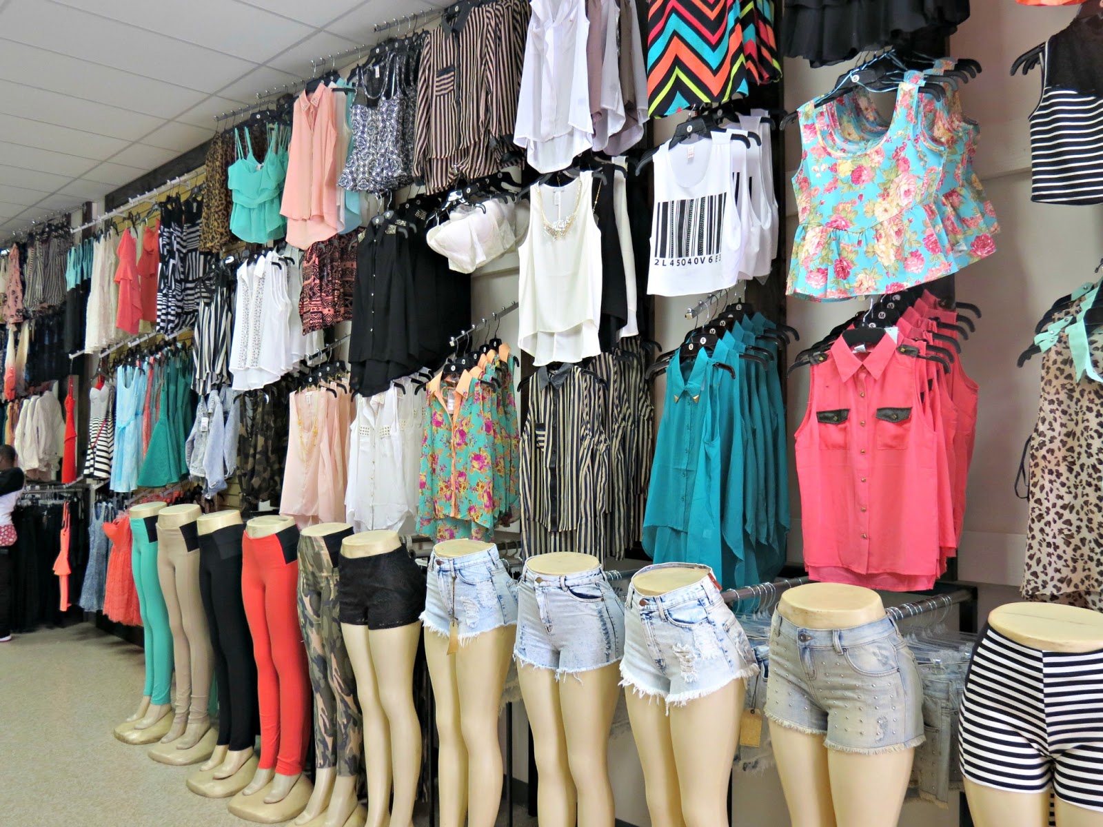 trendy clothing stores for women