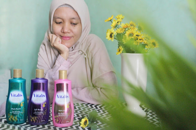 Vitalis Perfumed Moisturizing Body Wash