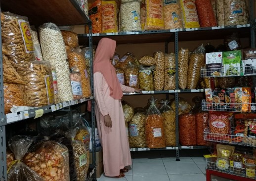 supplier snack kiloan - distributor snack repacking - grosir snack kiloan terdekat - peluang usaha snack