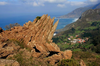 bosque petrificado san andres de teixido, acantilados de cedeira, percebes, océano, munimara,