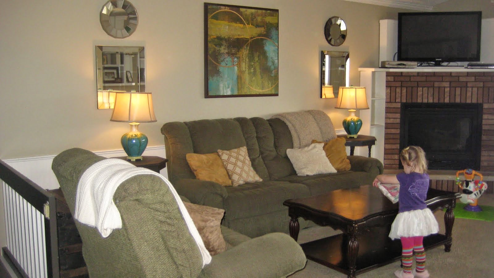 living room with fireplace and tv how to arrange