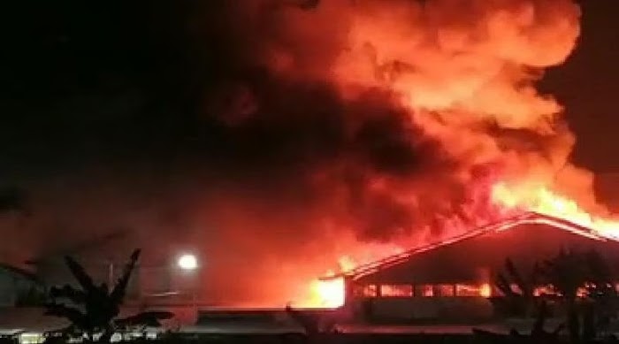 Pabrik di Demak Hangus Terbakar, Pasien RS Pelita Anugerah Ikut Dievakuasi