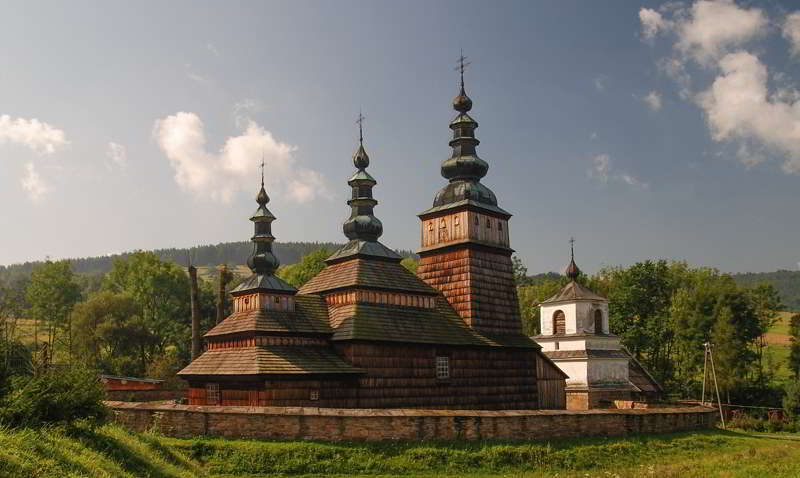 Tserkvas de madera de la región de los Cárpatos