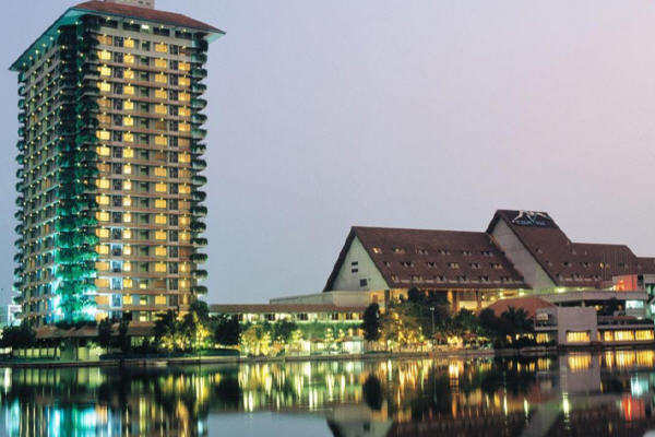 Holiday Villa Hotel & Suites Subang Vacancies 2016