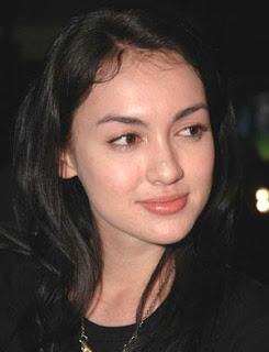 rianti cartwright foto gambar seksi artis cantik indone