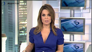 CARME CHAPARRO, Informativos Telecinco (27.12.10)