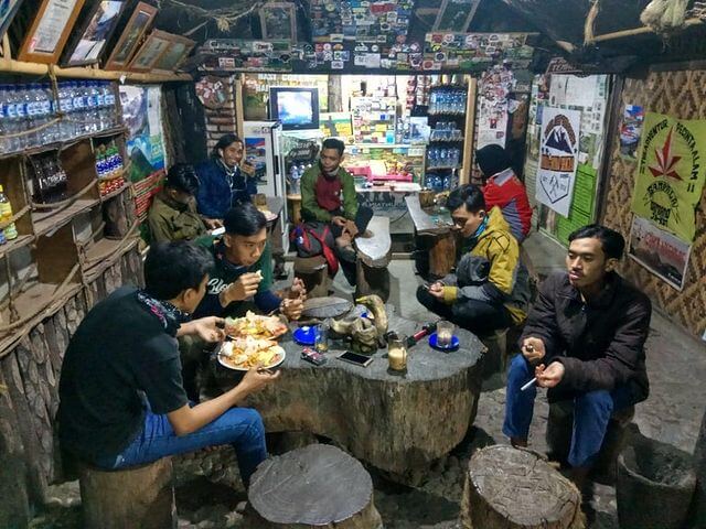 Sarapan sebelum mendaki - foto instagram way_03