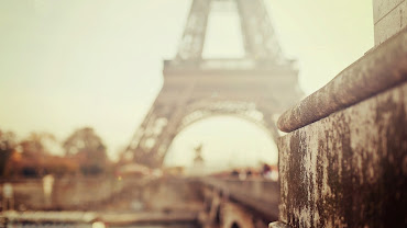 #17 Eiffel Tower Wallpaper