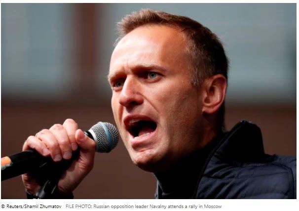 Coalition says Kremlin is using threats to discourage Navalny's repatriation