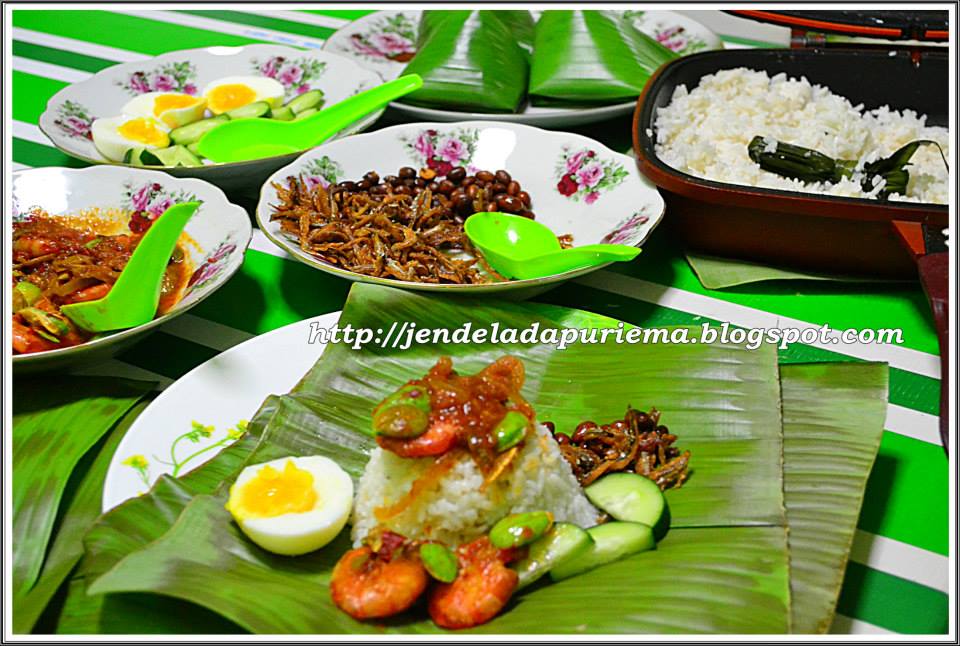  JENDELA DAPUR NAIMAH  Nasi Lemak Daun Pisang