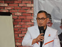 Aktifitas Terganggu, Rudiyanto Minta Pemerintah Daerah Perhatikan Jalan Rusak di Bandar Pulo
