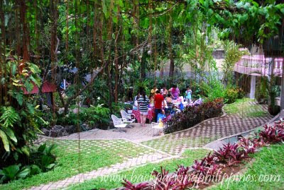 Wedding Venues Birmingham on An Al Fresco Picnic Reception Area Near The Small Man Made Lagoon