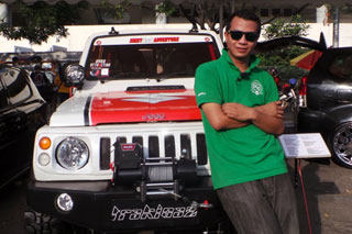 Hasil Modipiksai Katana - Biaya Modifikasi Suzuki Katana Offroad 4x4 Ban Besar Mirip Jeep Hummer Rubicon