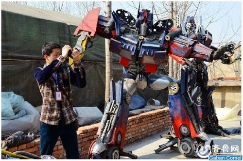 Taman Replika robot Transformers