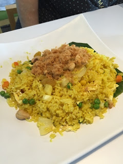 Pineapple rice