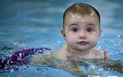 swimming-baby-walls-for-whatsup-fb