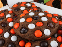 HALLOWEEN M&M COOKIES