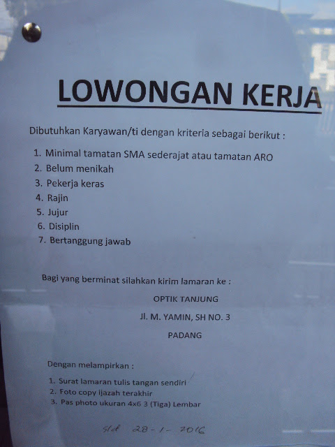 Info lowongan kerja mulai lulusan smp sma smk d3 d4 s1 s2 semua jurusan loker 2021 bank bumn cpns pln pertamina hotel dll. Lowongan Kerja Padang Lowongan Kerja Di Padang Optik Tanjung Karyawan Ti Expired 28 Jan 2016