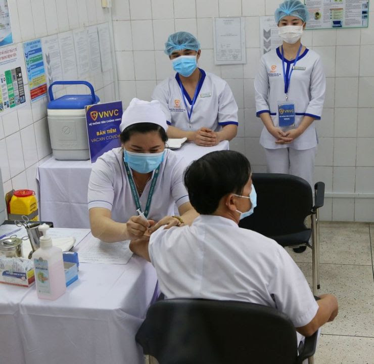 Jul 07, 2021 · on december 18, 2020, the u.s. Vi Sao Tiem Ngá»«a Ä'á»§ 2 MÅ©i Vaccine Covid 19 Váº«n Máº¯c Bá»‡nh Bá»‡nh Viá»‡n Quáº­n 11