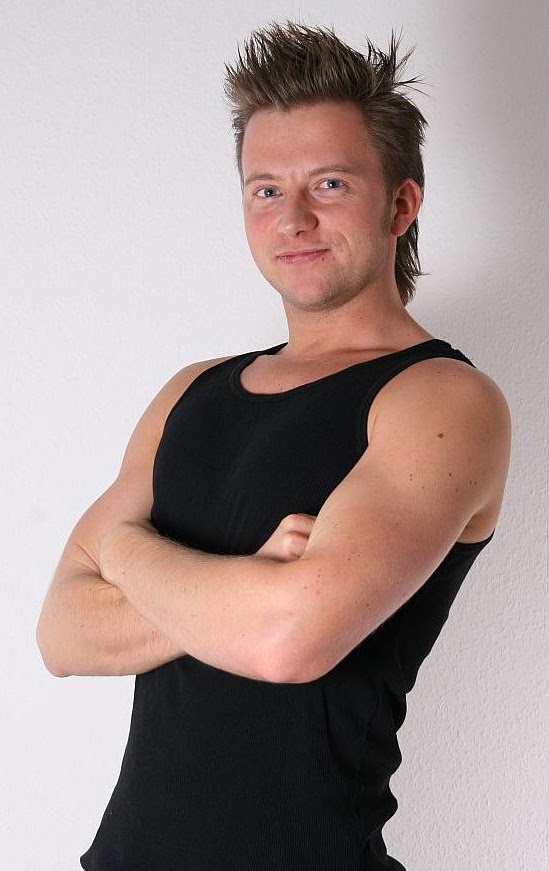 Anders molin, also known as anders flanders, is a former member of detektivbyrån, which he was a member of with his brother martin. Anders Molin Om Skriftlig Andelig Personlig Og Musikalsk Larm