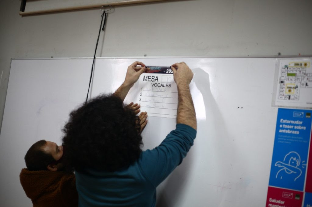 En caso de no poder ejercer la labor, deberán presentar la excusa antes del 2 de noviembre. Siete Detenidos Por Negarse A Ser Vocal De Mesa La Discusion