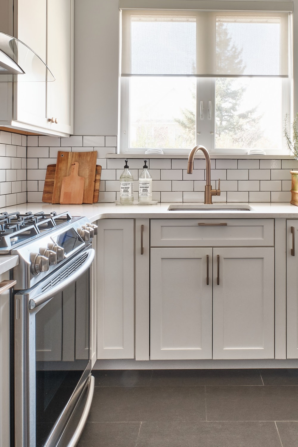 With this rating, this tile can withstand moderate to heavy traffic. 36 Stunning Subway Tile Kitchen Backsplash Patterns And Colors